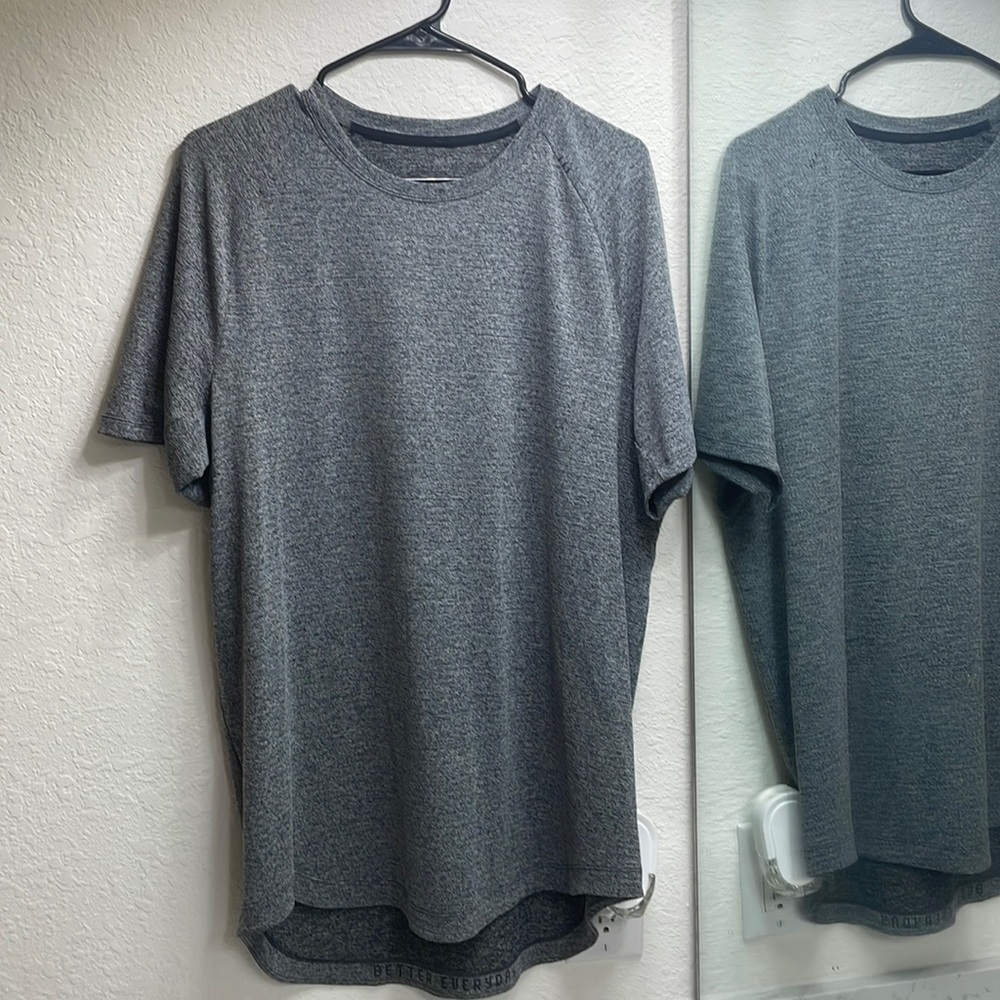 Lulu Lemon Mens T Shirt
